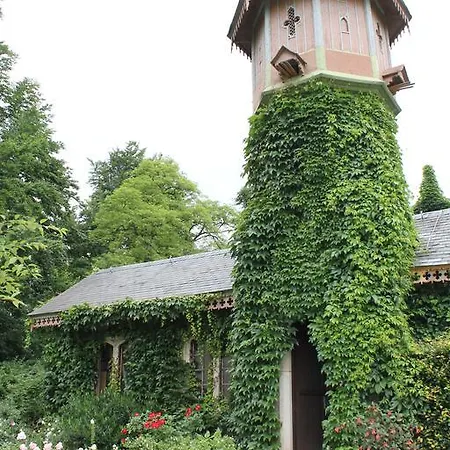 Schloss Eckberg 4* Drezda