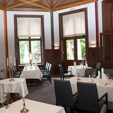 Schloss Eckberg 4* Dresde