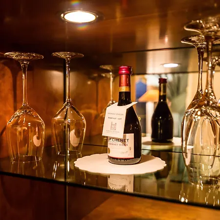 Hotel Schloss Eckberg 4*