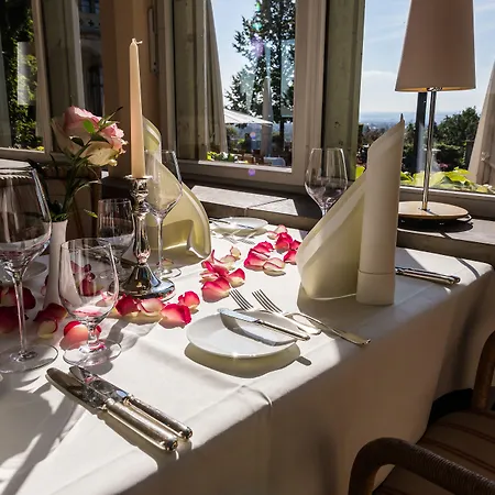 Schloss Eckberg Hotell 4*