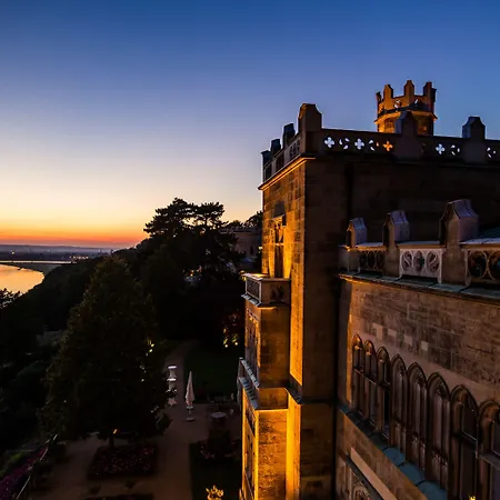 Hotell Schloss Eckberg