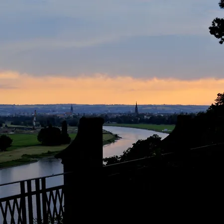 Schloss Eckberg 4* Dresden