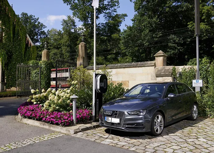 Schloss Eckberg Hotel