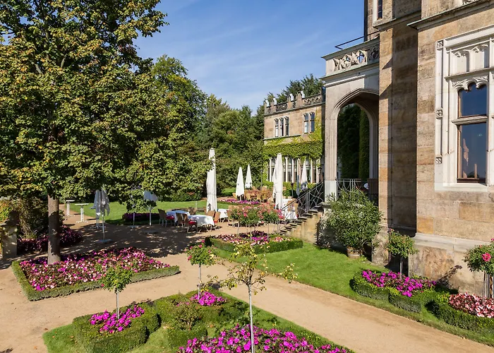 Hotel Schloss Eckberg 4*