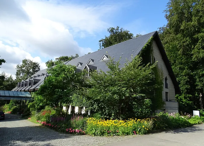 מלון Schloss Eckberg