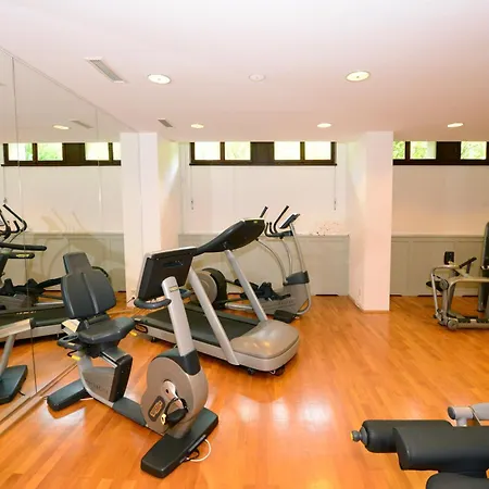 Schloss Eckberg Hotel