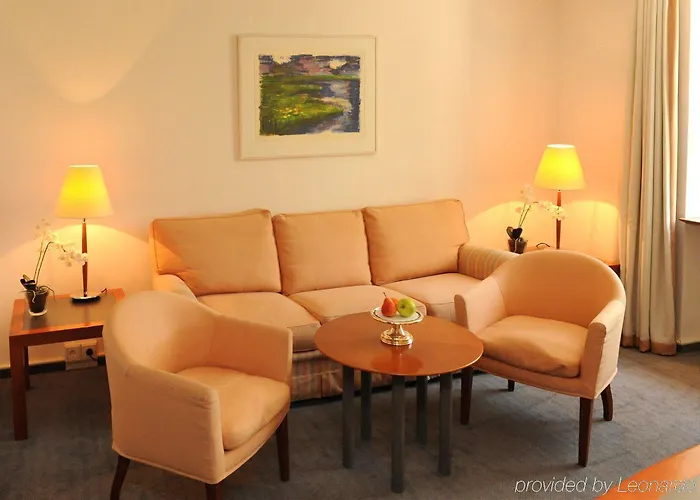 Hotel Schloss Eckberg Dresden