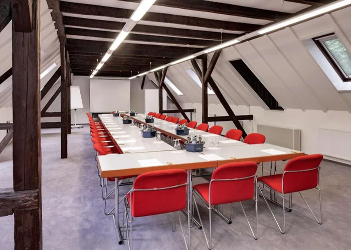 Отель Schloss Eckberg 4*