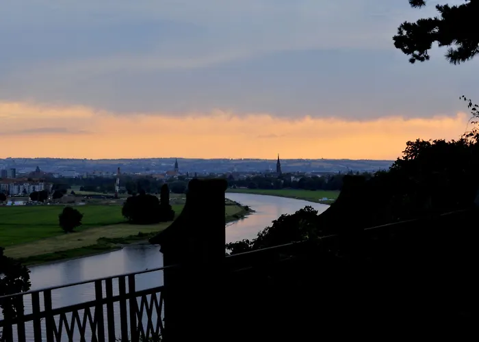 Schloss Eckberg 4* Дрезден